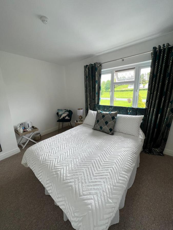 The Three Way Inn Enniskillen Ngoại thất bức ảnh